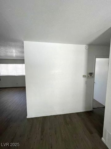 4560 Rancho Hills Drive, Las Vegas, NV 89119