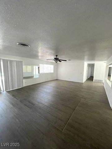 4560 Rancho Hills Drive, Las Vegas, NV 89119