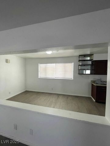 4560 Rancho Hills Drive, Las Vegas, NV 89119