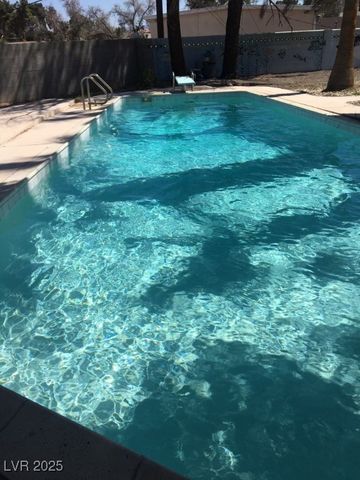 4560 Rancho Hills Drive, Las Vegas, NV 89119