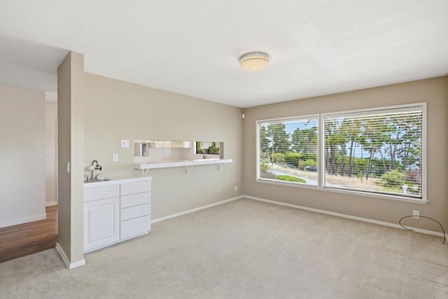9 Sommerset Vale, Monterey, CA 93940
