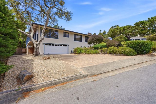 9 Sommerset Vale, Monterey, CA 93940