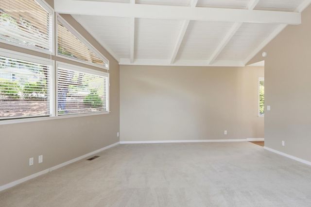 9 Sommerset Vale, Monterey, CA 93940