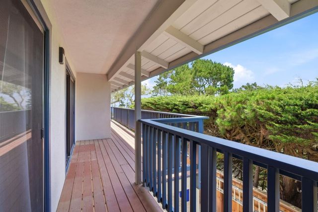 9 Sommerset Vale, Monterey, CA 93940