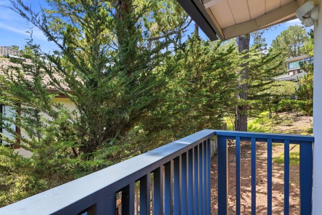 9 Sommerset Vale, Monterey, CA 93940