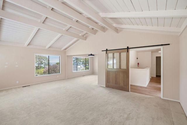 9 Sommerset Vale, Monterey, CA 93940