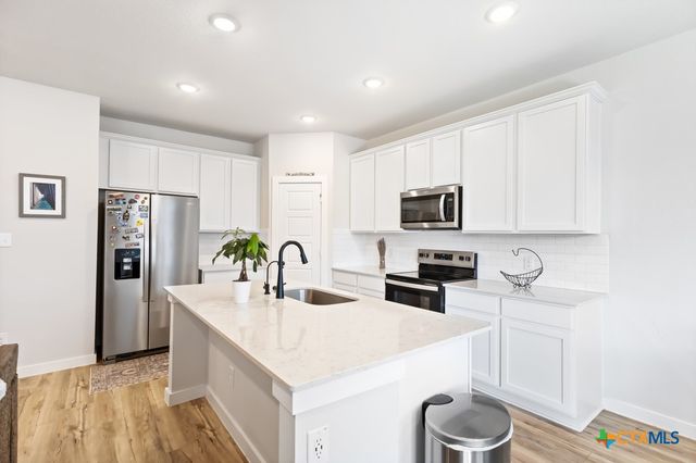 235 Brook Shadow, Cibolo, TX 78108