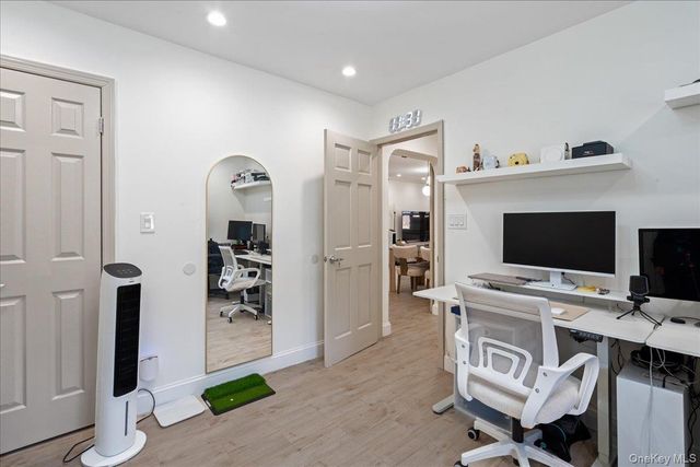 7343 217th Street 366B1, Oakland Gardens, NY 11364