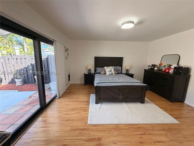 6641 NW 174th Ter, Hialeah, FL 33015