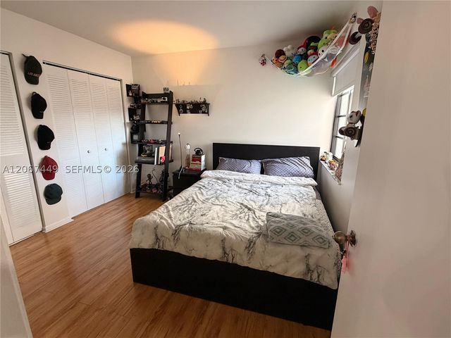 6641 NW 174th Ter, Hialeah, FL 33015