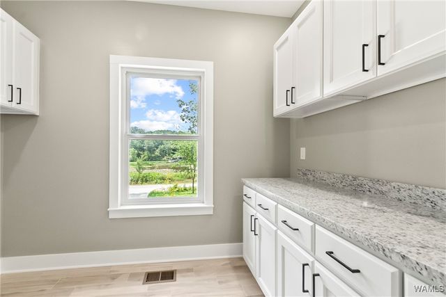 16246 Holly Springs, Northport, AL 35475