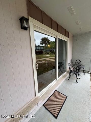 3230 Cumberland Road, 35, Ocean Springs, MS 39564