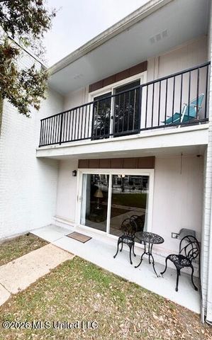 3230 Cumberland Road, 35, Ocean Springs, MS 39564