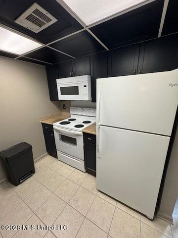 3230 Cumberland Road, 35, Ocean Springs, MS 39564