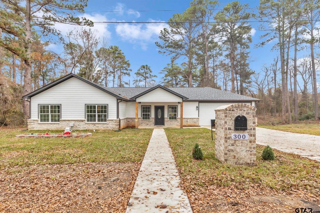 300 Chelsea, Bullard, TX 75757