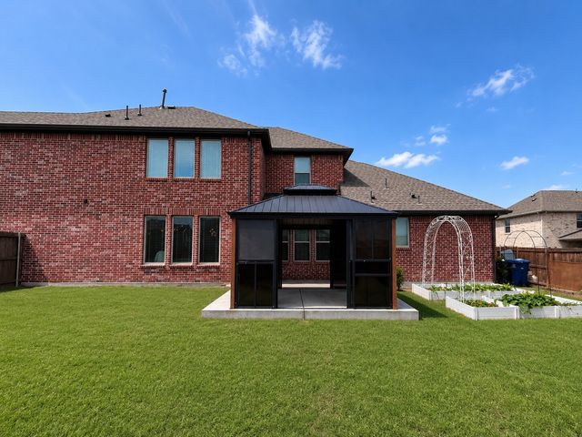 1414 Haybale Lane, Garland, TX 75042
