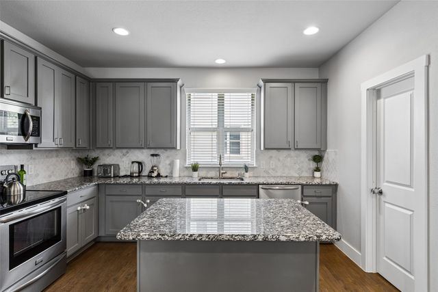 1303 Rancho Mirage Drive, Dallas, TX 75204