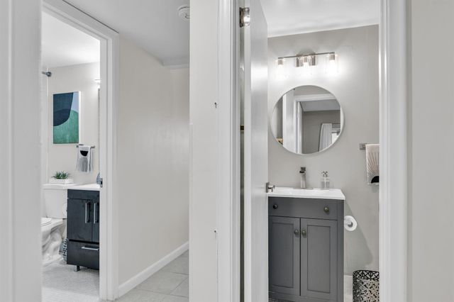 302 Norwich M, West Palm Beach, FL 33417