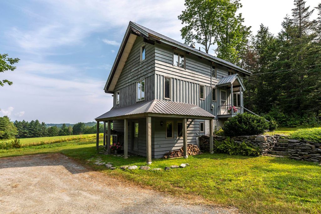 486 Windy Rise Lane East, Londonderry, VT 05155