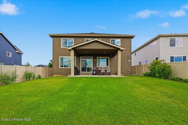 1096 E Percival LN, Post Falls, ID 83854