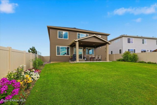 1096 E Percival LN, Post Falls, ID 83854
