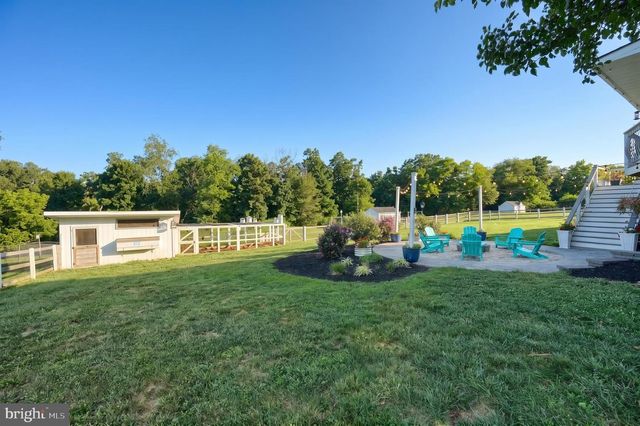 1018 TRINITY RD, Felton, PA 17322