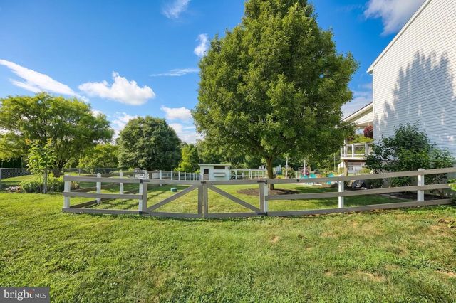 1018 TRINITY RD, Felton, PA 17322