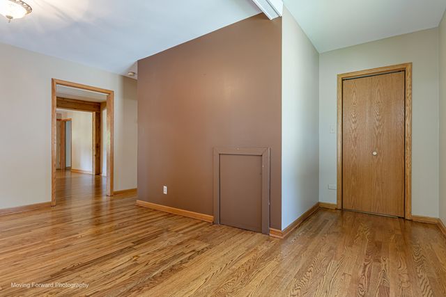14047 Linder Avenue, Midlothian, IL 60445