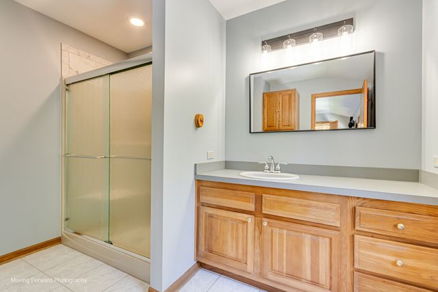 14047 Linder Avenue, Midlothian, IL 60445