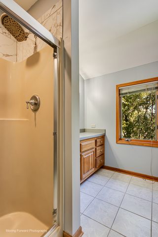 14047 Linder Avenue, Midlothian, IL 60445