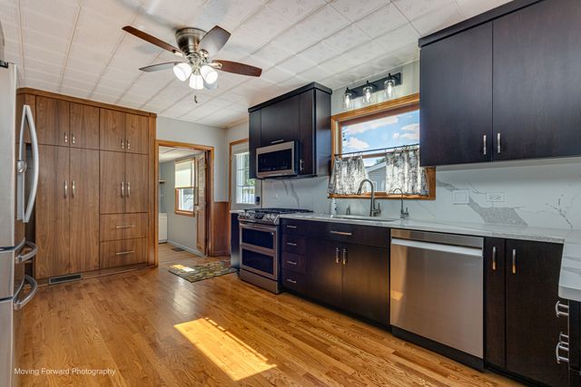 14047 Linder Avenue, Midlothian, IL 60445