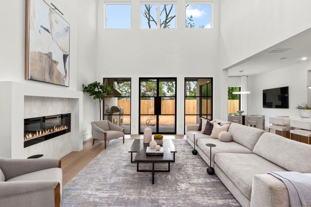 10418 Brinwood Drive, Houston, TX 77043