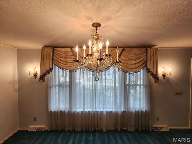 2001 Woodhaven Road, Poplar Bluff, MO 63901