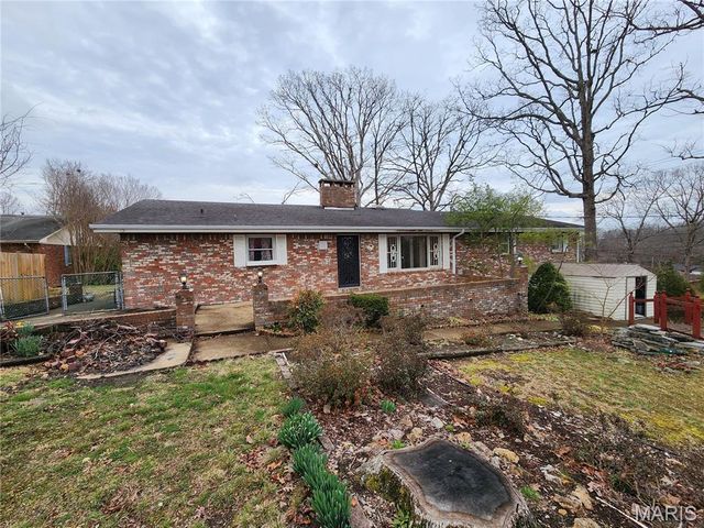 2001 Woodhaven Road, Poplar Bluff, MO 63901