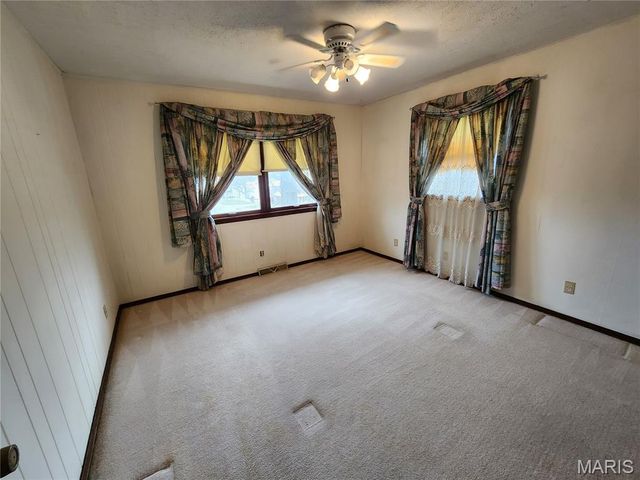 2001 Woodhaven Road, Poplar Bluff, MO 63901