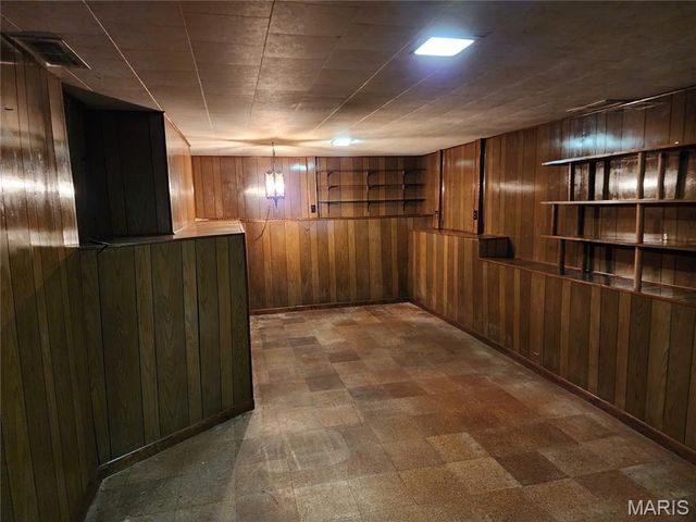 2001 Woodhaven Road, Poplar Bluff, MO 63901