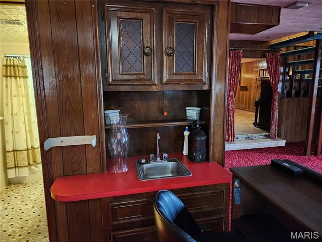 2001 Woodhaven Road, Poplar Bluff, MO 63901