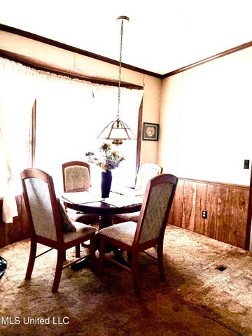 567 County Rd 465, Meridian, MS 39301