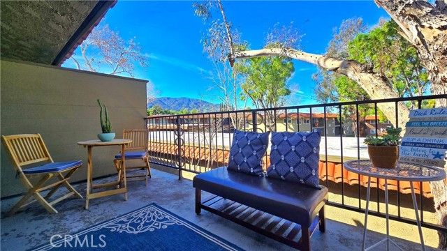 1586 Border Avenue G, Corona, CA 92882