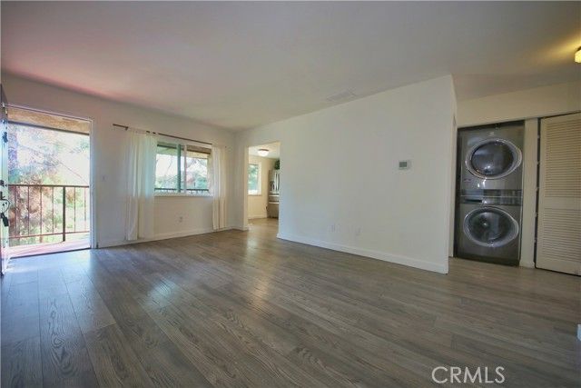 1586 Border Avenue G, Corona, CA 92882