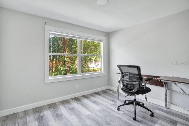 2012 E HARDING STREET, Orlando, FL 32806