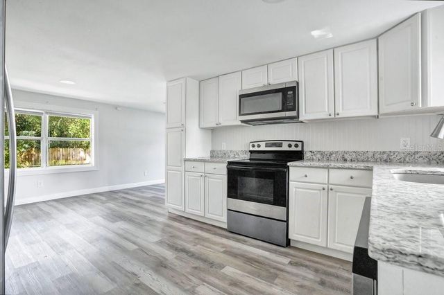 2012 E HARDING STREET, Orlando, FL 32806