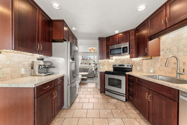 2526 W Decatur Ave, Spokane, WA 99205