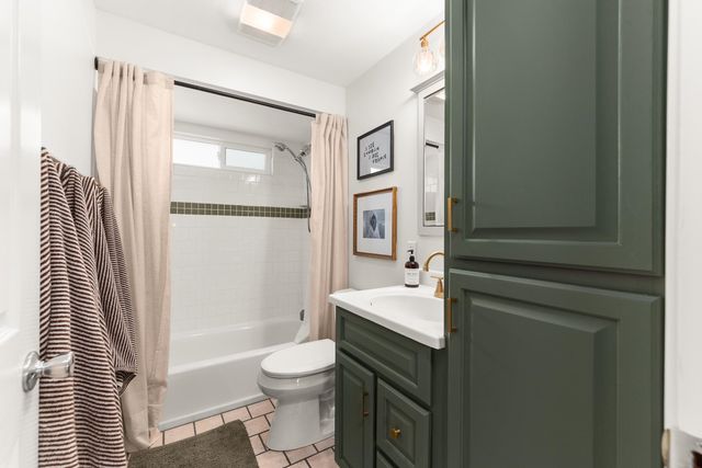 2526 W Decatur Ave, Spokane, WA 99205