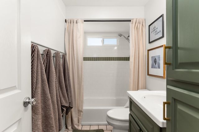 2526 W Decatur Ave, Spokane, WA 99205