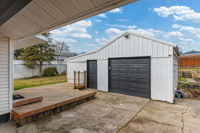 2526 W Decatur Ave, Spokane, WA 99205