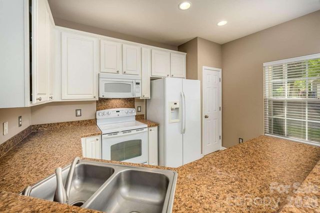 17439 Caldwell Track Drive, Cornelius, NC 28031