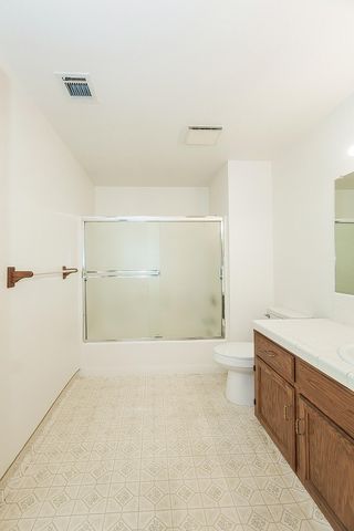 1415 W Riverglen Avenue, Reedley, CA 93654