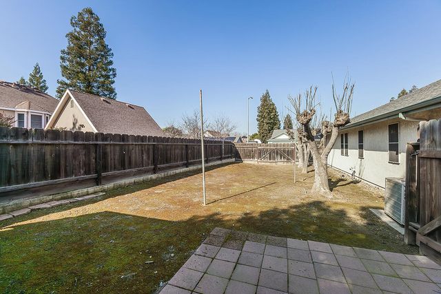 1415 W Riverglen Avenue, Reedley, CA 93654