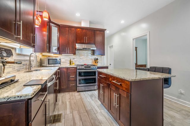 1415 S 57th Court, Cicero, IL 60804